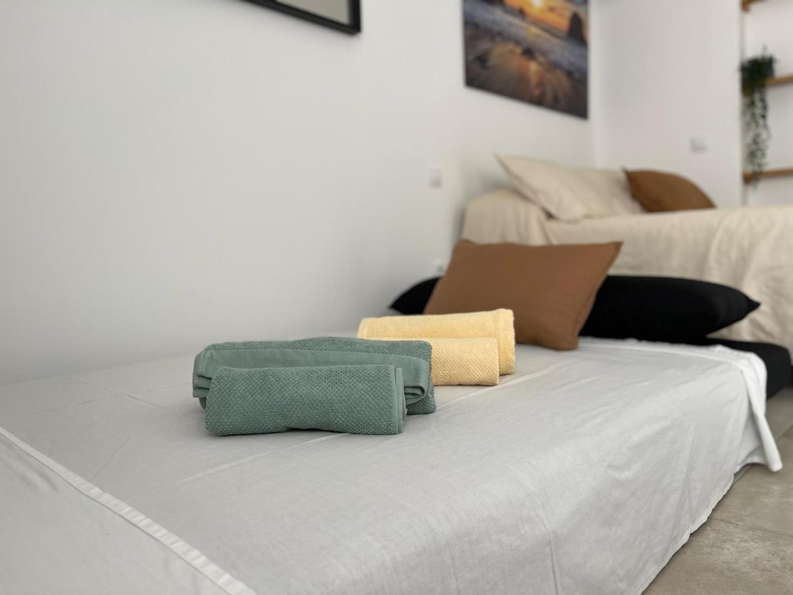 Appartement Vivir Arpisama à Séville Extérieur photo