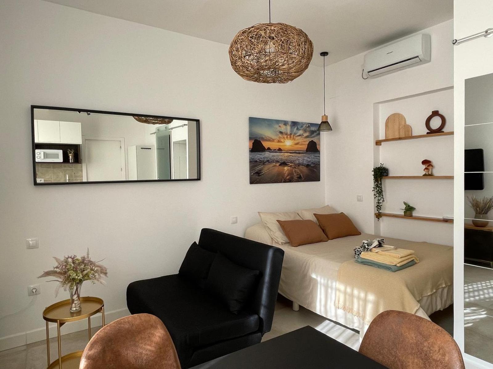 Appartement Vivir Arpisama à Séville Extérieur photo