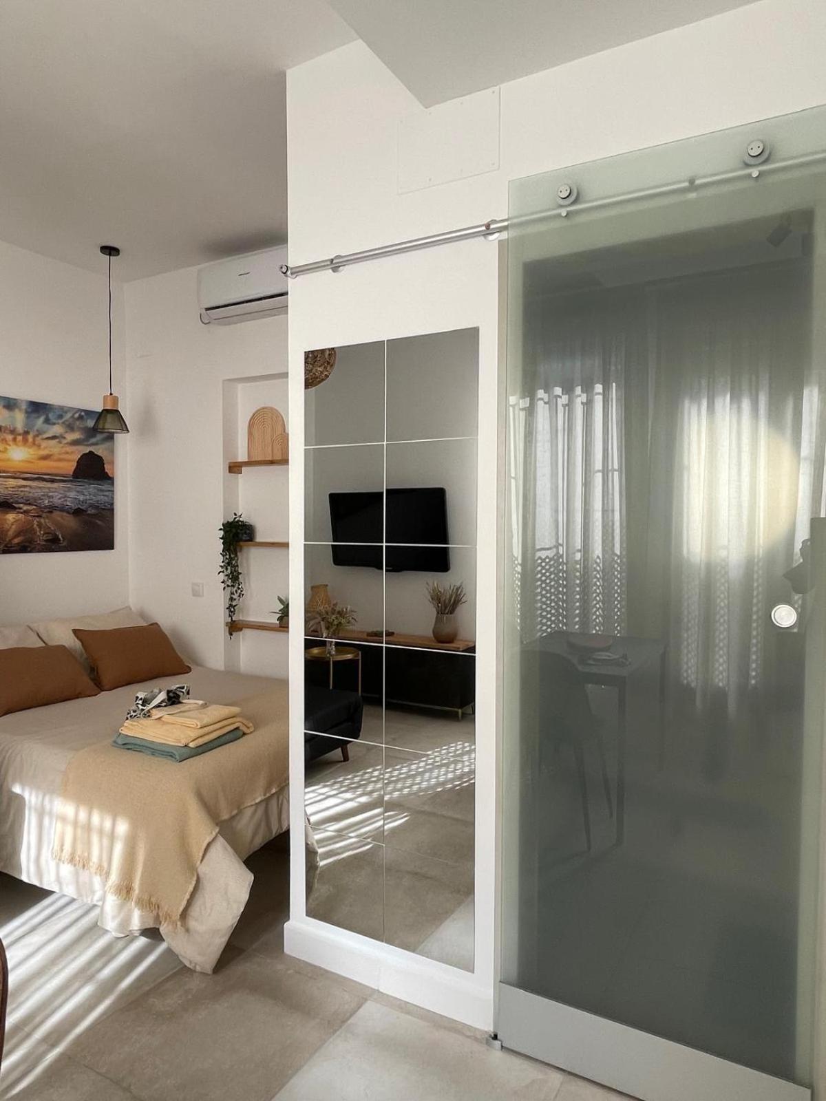 Appartement Vivir Arpisama à Séville Extérieur photo